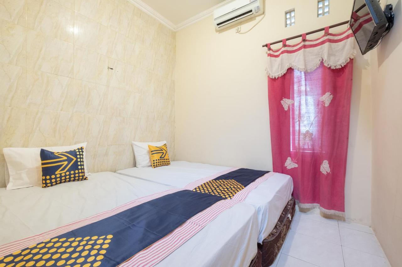 Spot On 2419 Rumah Nugraha Hotel Syariah Yogyakarta Eksteriør bilde
