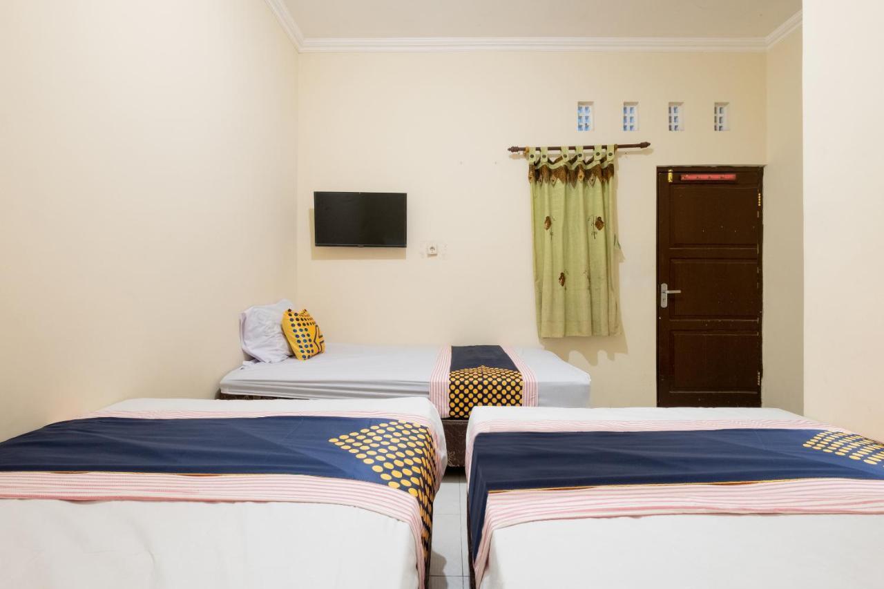 Spot On 2419 Rumah Nugraha Hotel Syariah Yogyakarta Eksteriør bilde
